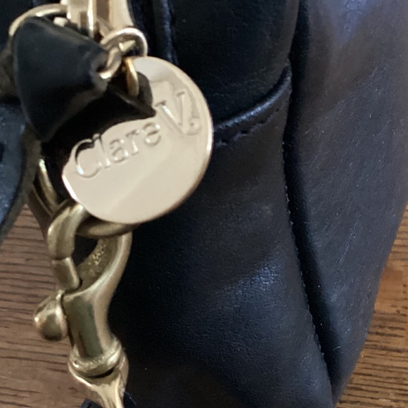 Clare V. - Picture 5 of 10